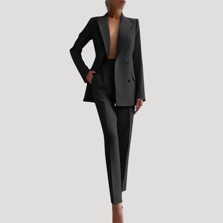 Ensemble tailleur femme polyvalent : veste et pantalon chic. Idéal pour bureau, événements pro ou mode habillée.