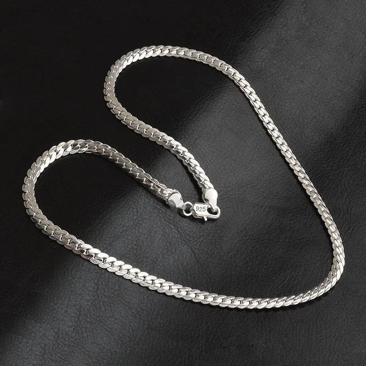 Magnifique collier femme en argent 925, chaîne élégante et intemporelle, un bijou de mode durable et chic.