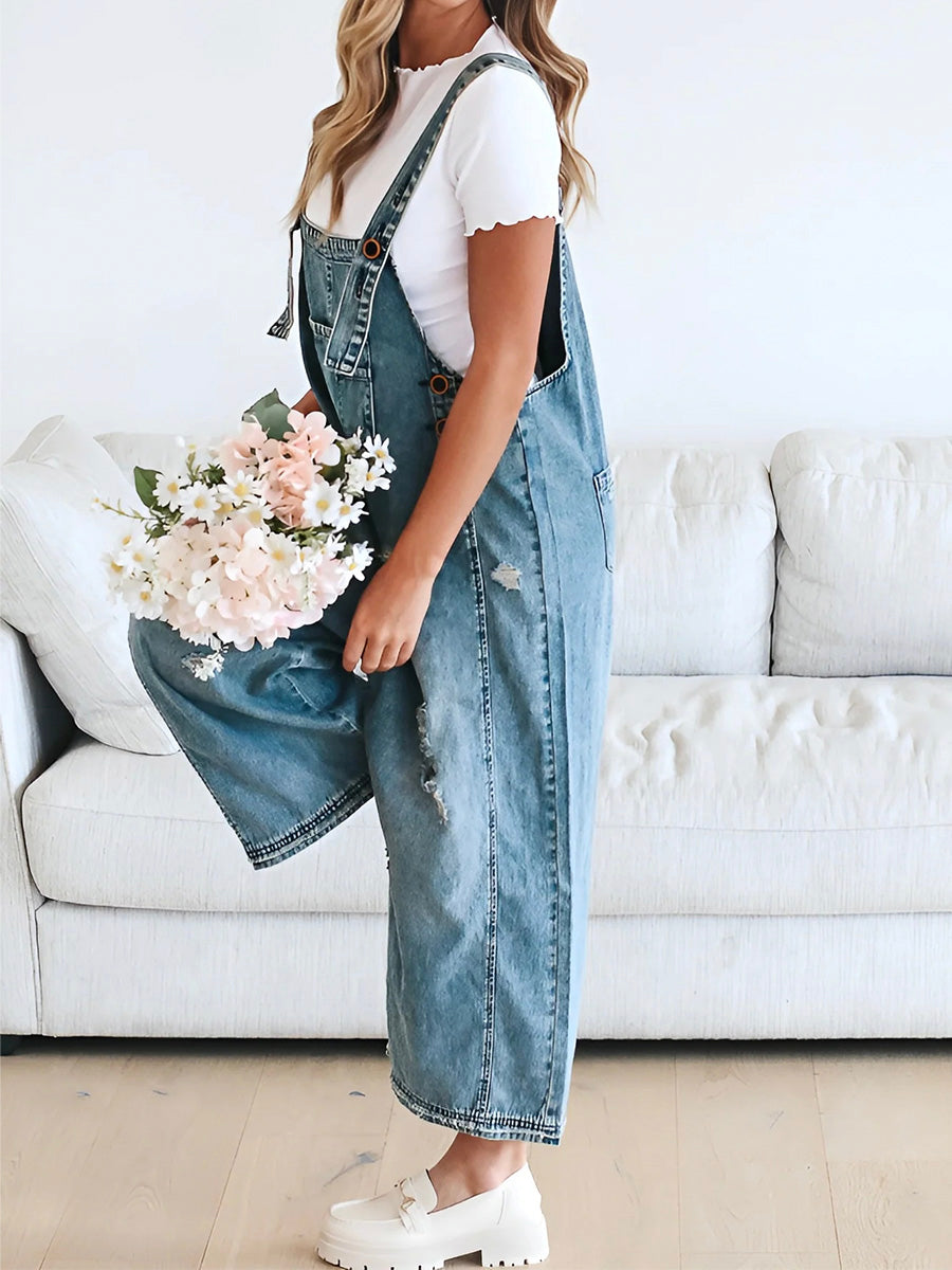 Salopette femme à jambes larges et bretelles ajustables, en jean décontracté oversize, style authentique.
