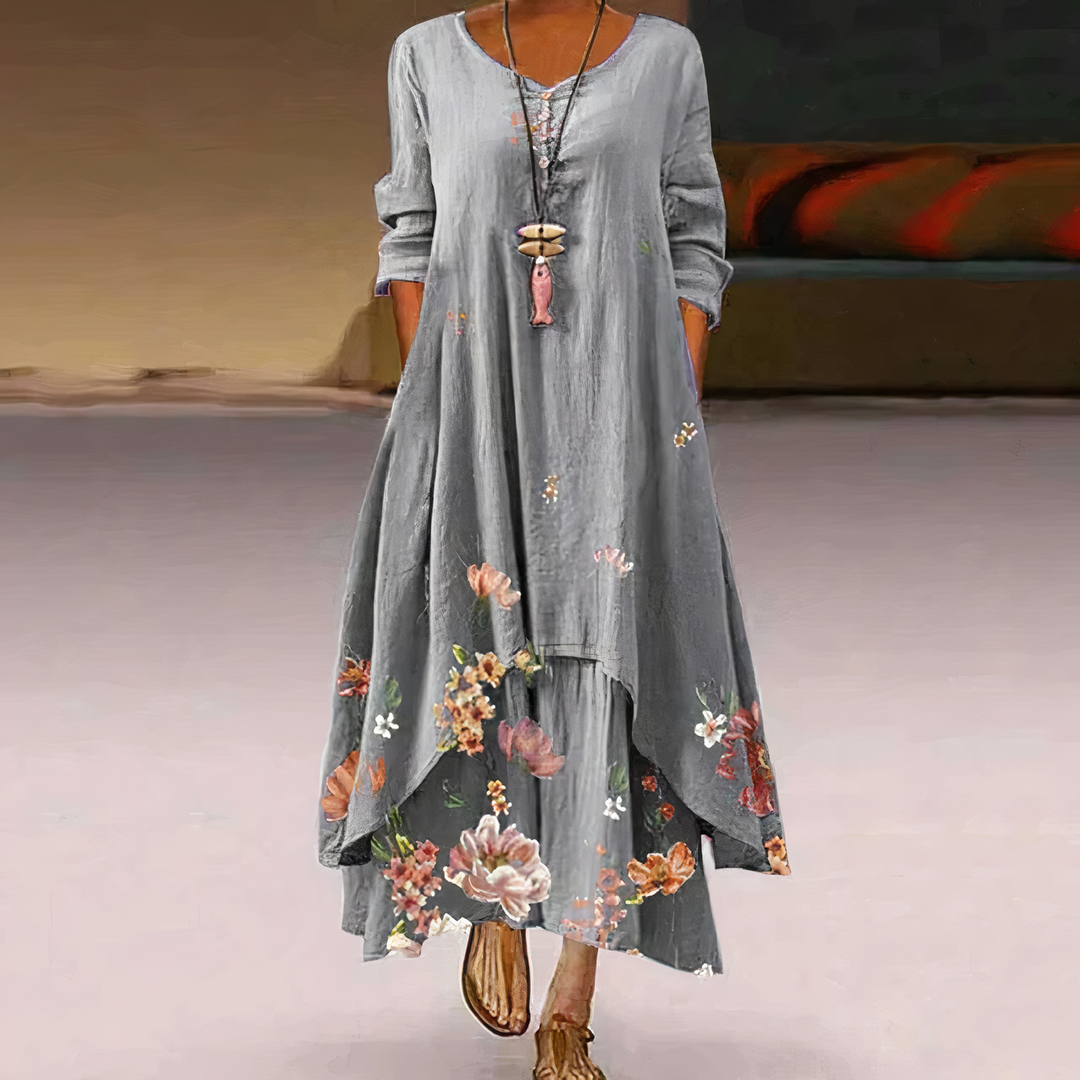 Robe ajustée femme, silhouette flatteuse, pour mode féminine élégante et moderne.