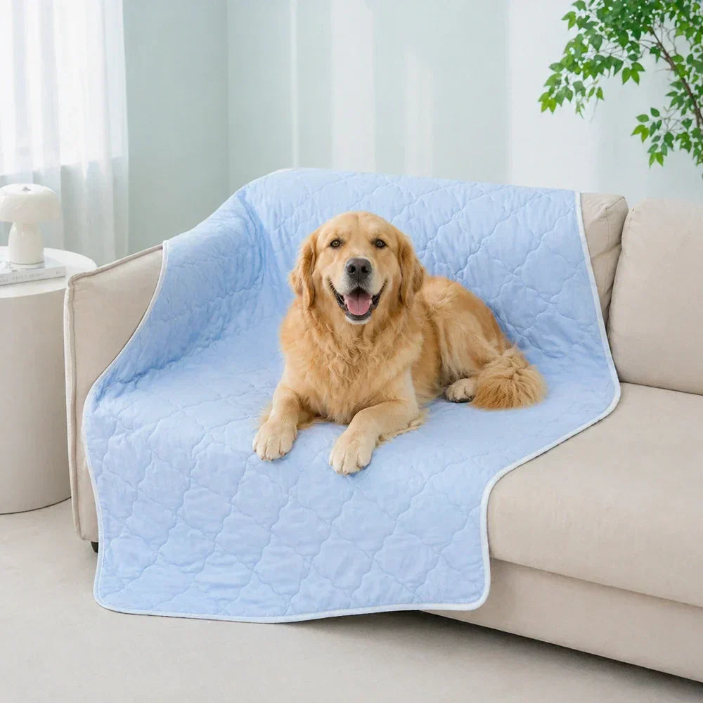 Couverture rafraîchissante réversible pour chiens et chats, idéale confort d'été et repos.