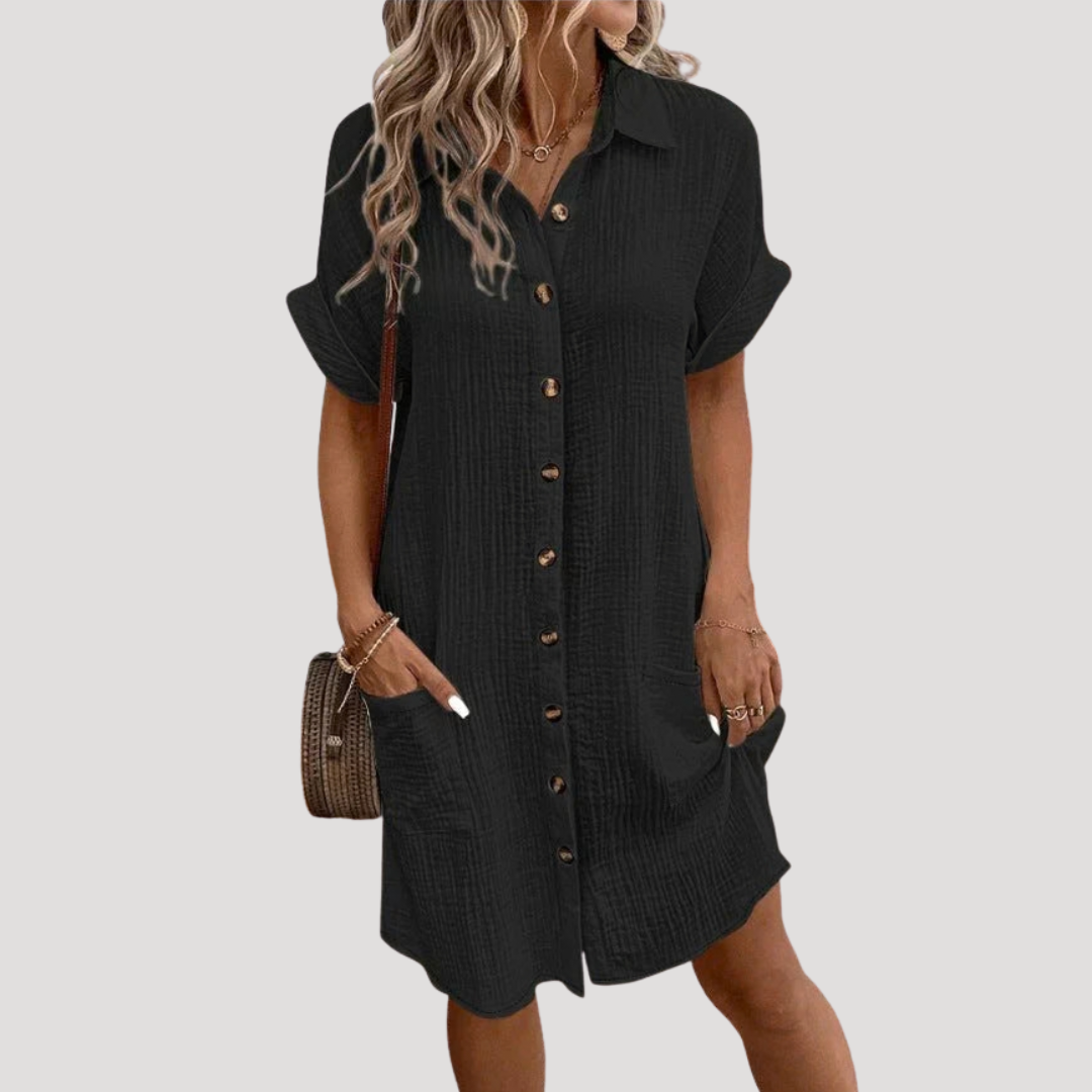 Robe chemise trapèze courte boutonnée pour femme. Style décontracté chic, idéale mode été polyvalente.