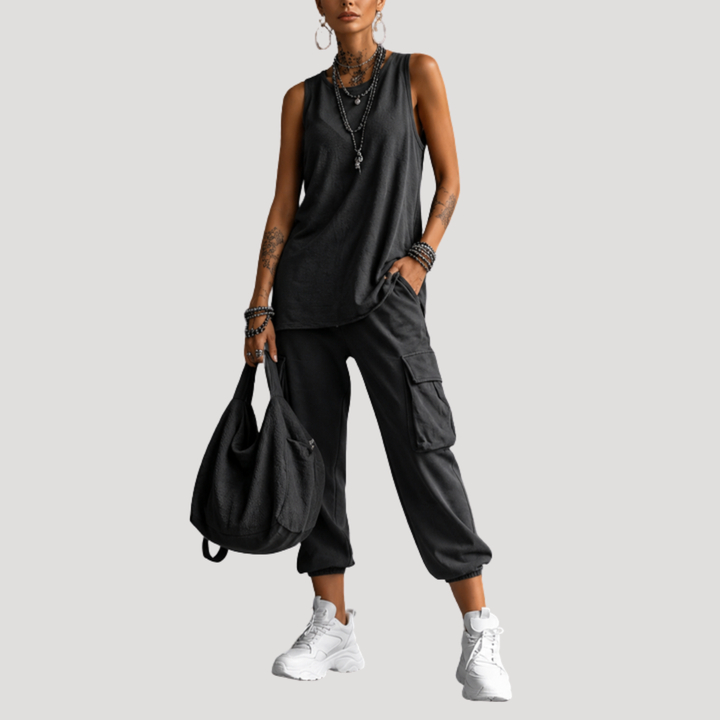 Top sans manches et pantalon large cargo pour femme, ensemble moderne vert olive. Style décontracté.