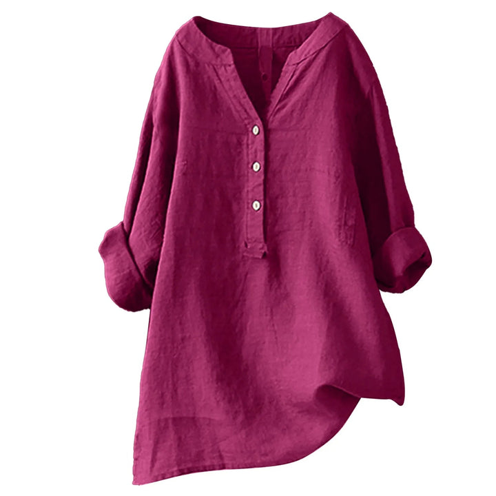 Blouse élégante à manches courtes pour femme, coupe fluide. Idéale pour les tenues casual chic d'été.