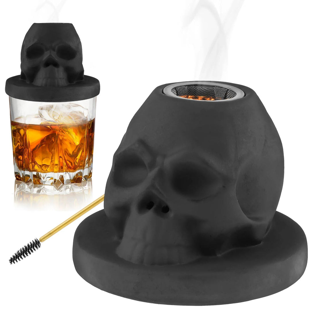 Accessoire de cuisine bar : kit fumeur crâne en céramique pour infuser whisky et cocktails. Créez des boissons fumées gourmandes.