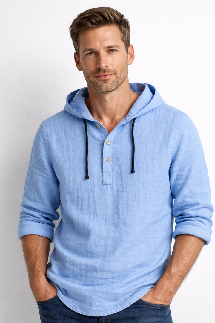 Chemise homme à capuche légère et décontractée, parfaite pour les journées de printemps et d'été.
