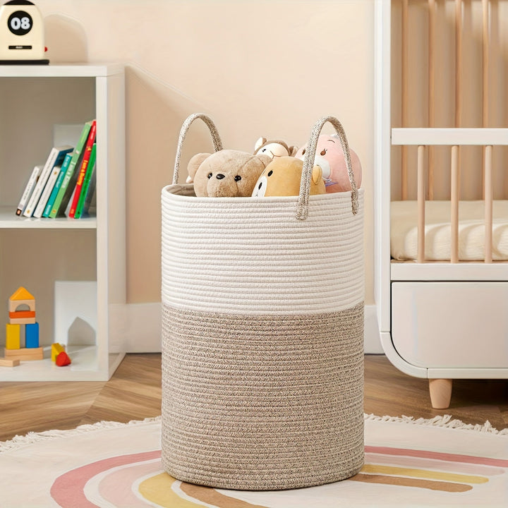Organisez votre linge avec style grâce à ce panier bicolore en jute et coton.