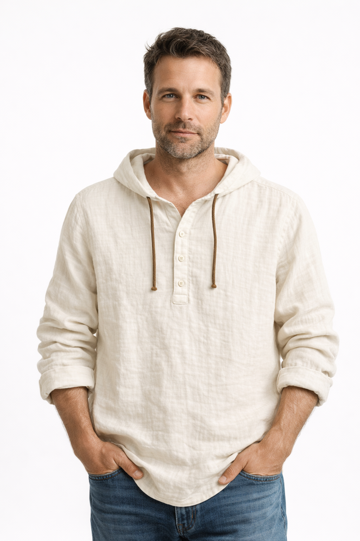 Chemise homme à capuche, style casual moderne, alliant confort et allure décontractée.