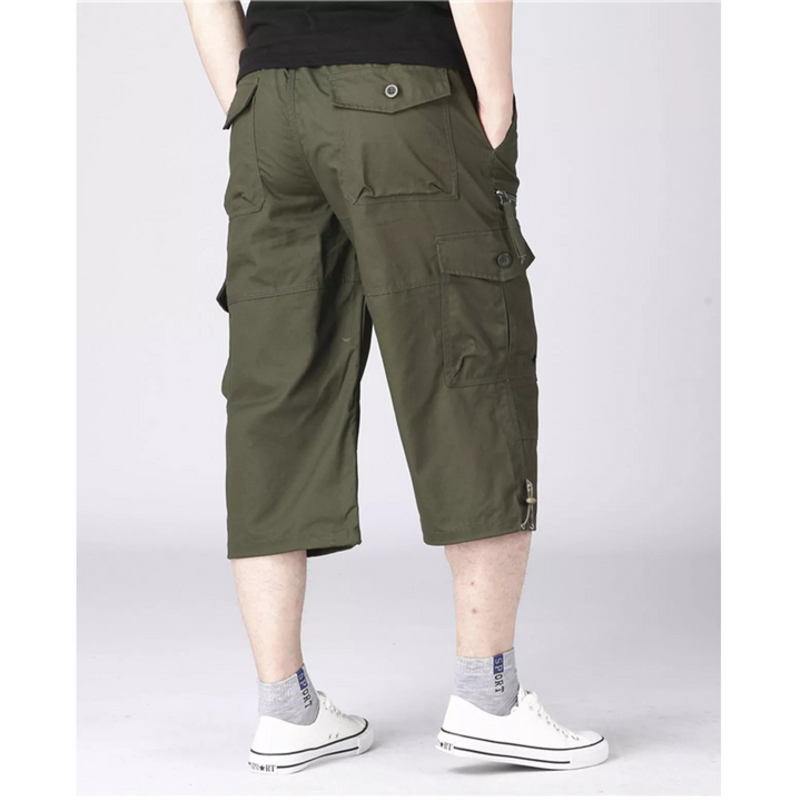 Short homme cargo, tissu léger et respirant, parfait pour l'été. Idéal pour un look casual confortable avec ses poches.