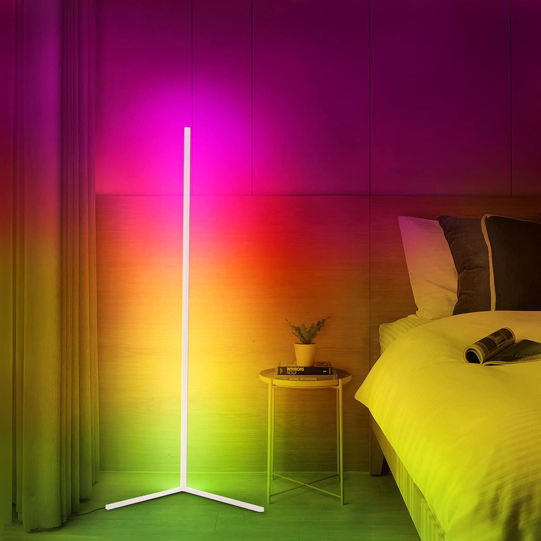 Lampe de coin LED design pour chambre, lumière d'ambiance RGB dimmable et relaxante.