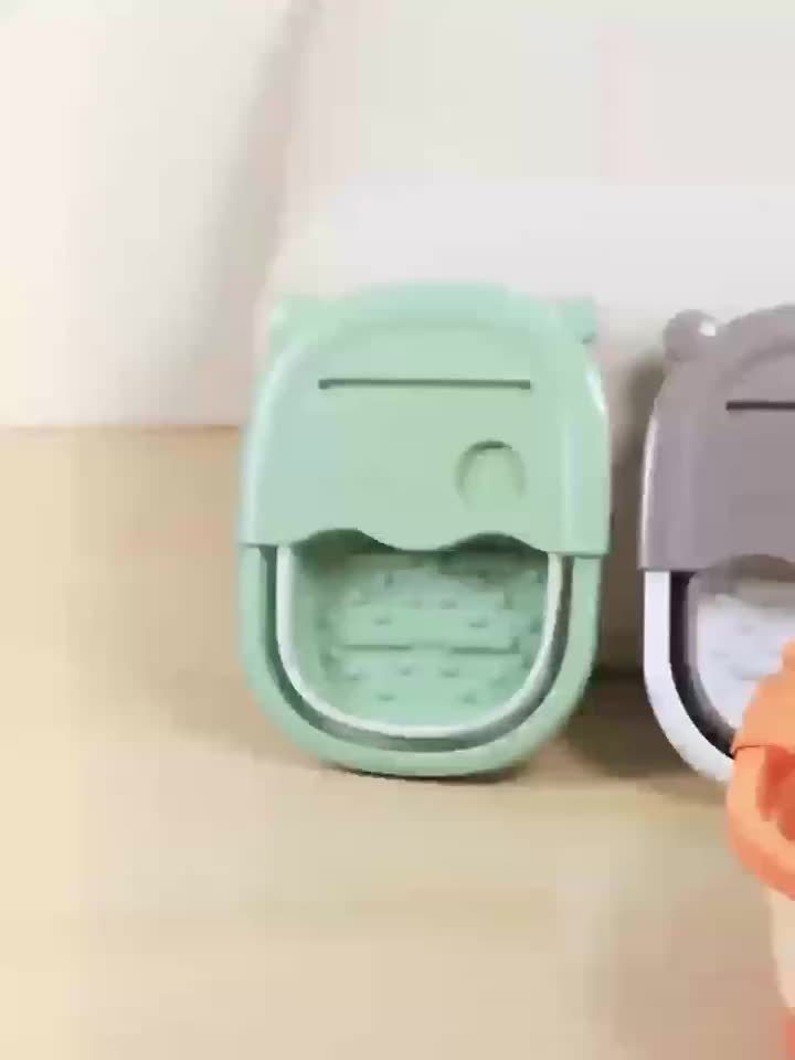 Baignoire à pieds innovante et portable, parfaite pour le bien-être et la relaxation n'importe où.