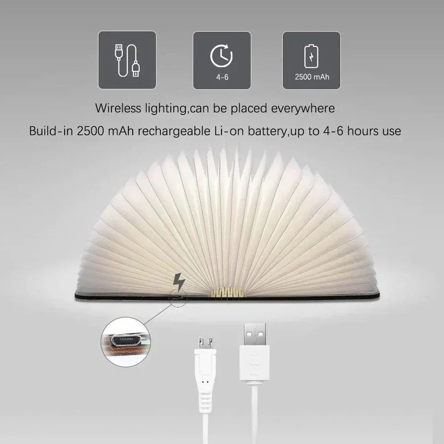 Lampe livre StoryGlow ouverte diffusant une lumière LED chaude, parfaite pour créer une ambiance cosy.