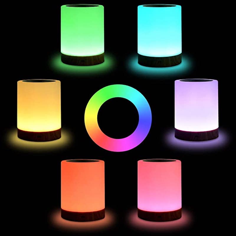 Lampe SoftGlow élégante pour chevet, LED sans fil et contrôle tactile. Un ajout décoratif et fonctionnel pour la maison.