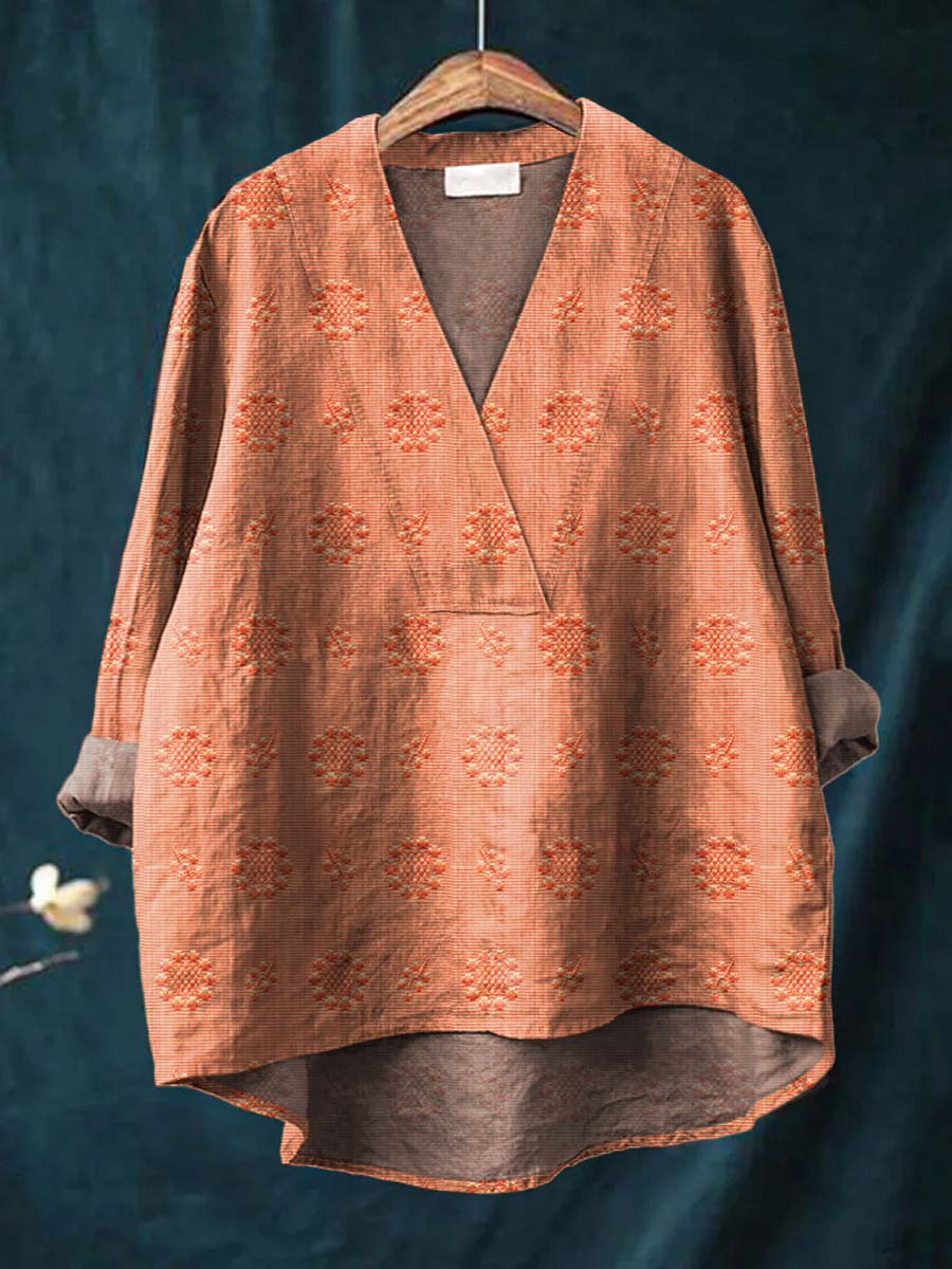 Blouse Cara femme polyvalente, respirante, parfaite pour le printemps, l'été et l'automne.