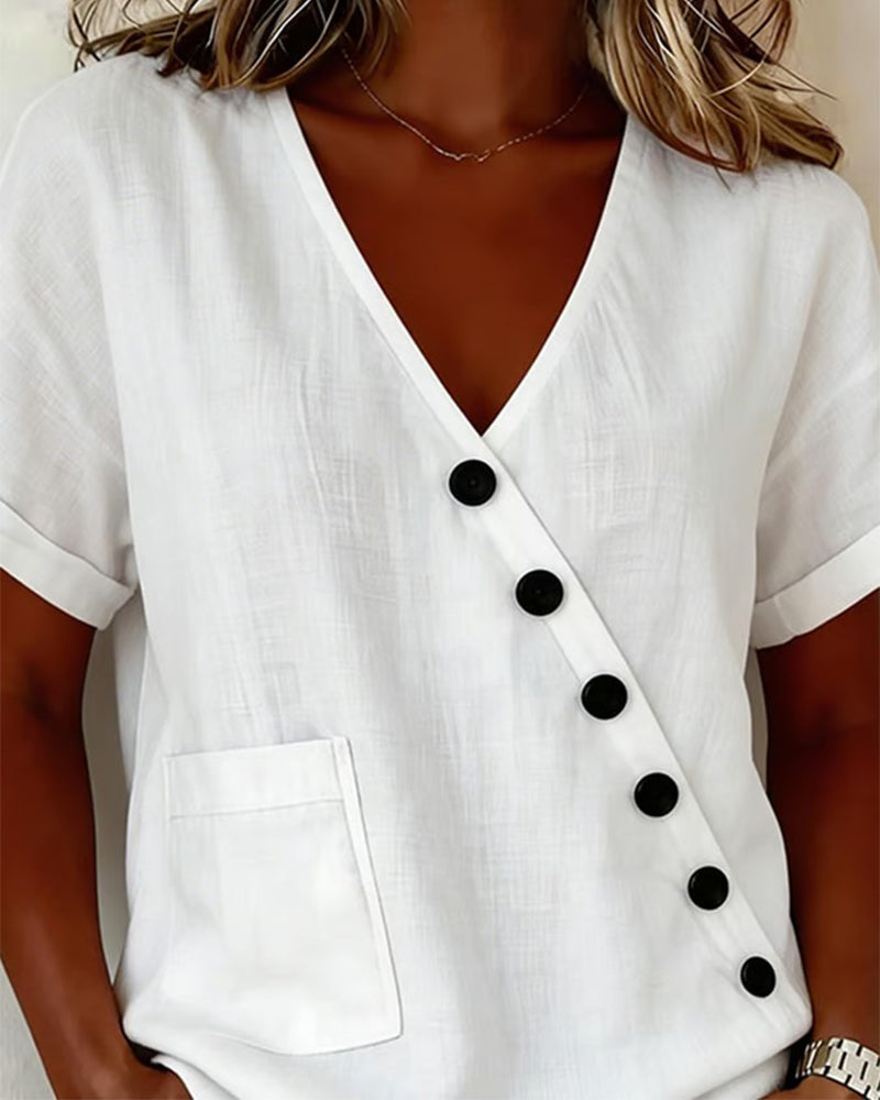 Haut femme décontracté-chic, décolleté V, parfait pour le quotidien. Tunique mode féminine printemps-été.