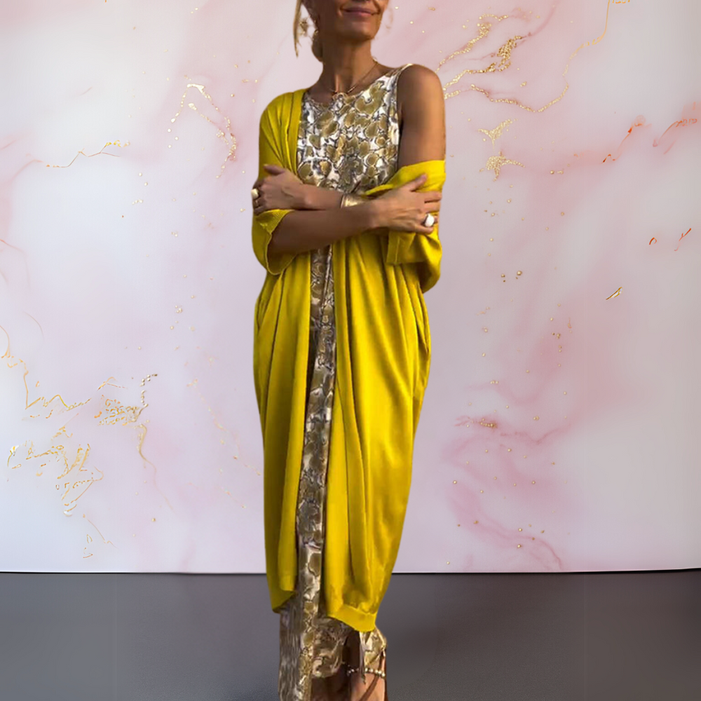 Robe maxi fluide et gilet femme. Ensemble confortable, chic et polyvalent, idéal pour tenues casual ou soirée.