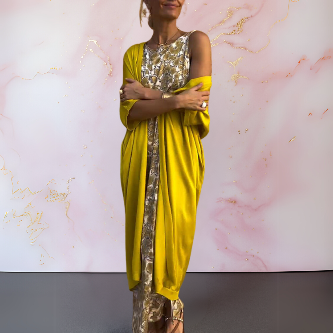 Robe maxi fluide et gilet femme. Ensemble confortable, chic et polyvalent, idéal pour tenues casual ou soirée.