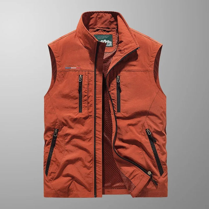 Gilet utilitaire homme multi-poches, léger et confortable, idéal pour le travail, le voyage ou l'extérieur.