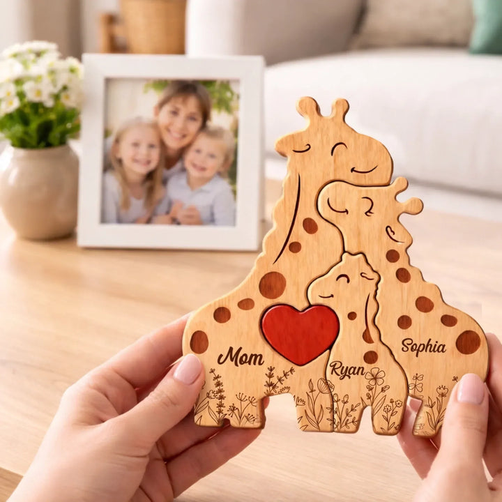 Offrez à grand-mère cette sculpture familiale girafe en bois, symbole d'amour éternel.