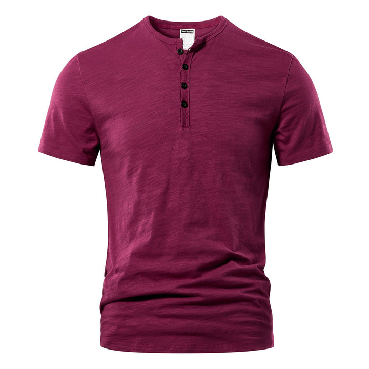 Chemise homme boutonnée d'été, légère et respirante. Assure confort et look casual chic pour la saison chaude.