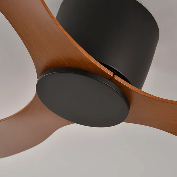 Rafraîchissement silencieux et éclairage LED pour votre maison avec le ventilateur Virellona moderne.