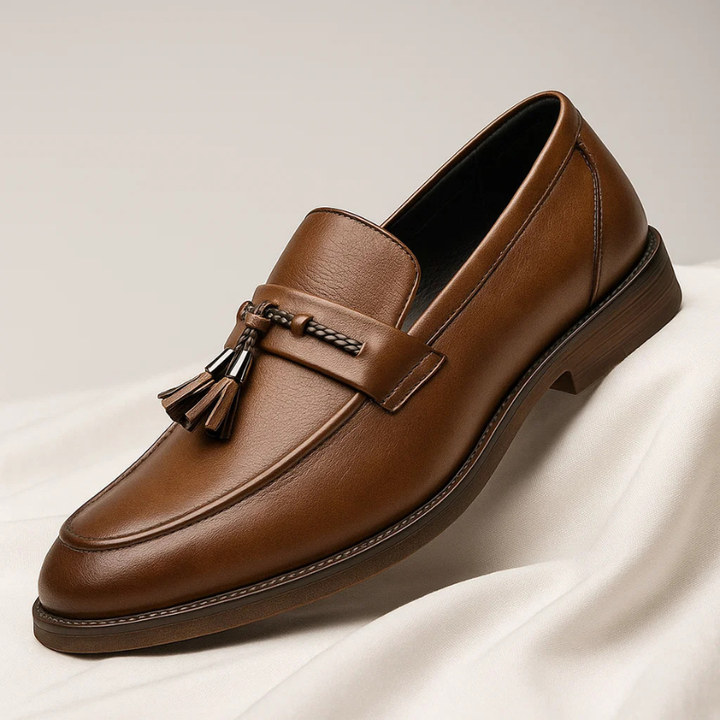Mocassins pour hommes élégants avec glands, un classique intemporel qui allie style et confort polyvalent.
