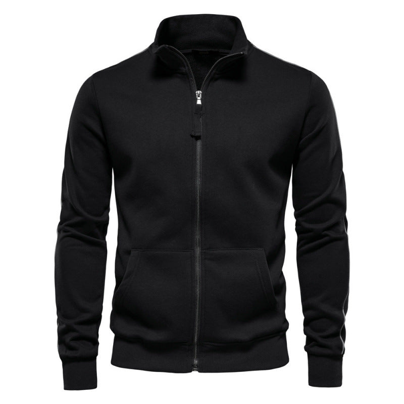 Sweatshirt homme zippé à col montant, coloris tendance. Parfait pour un style décontracté et élégant, tout confort.