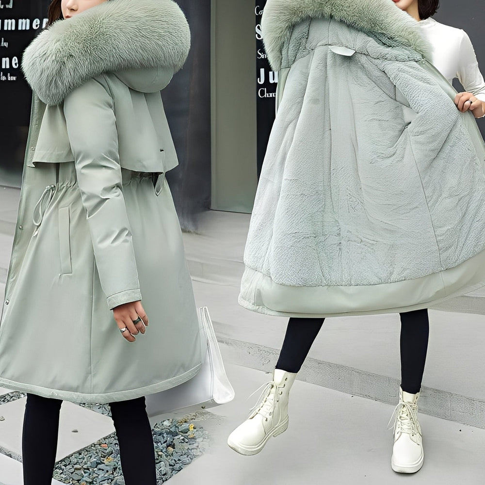 Manteau doudoune femme Evette kaki, chaud et confortable avec capuche. Veste hiver élégante pour femme.