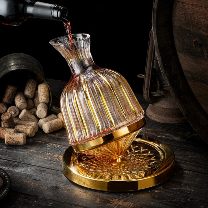 Superbe carafe à vin rouge en cristal de luxe, un cadeau raffiné pour tout amateur de vin. Art de la table essentiel.