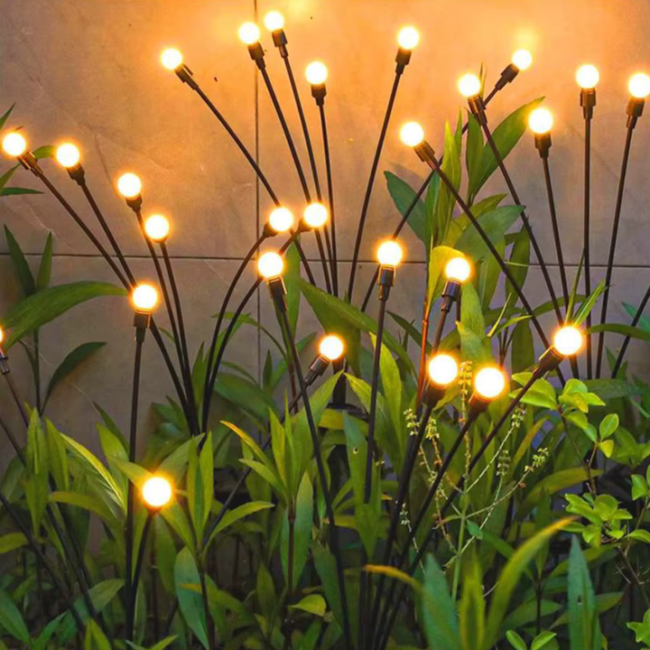Balise solaire LED moderne, éclairage extérieur pour allée, facile et écologique.