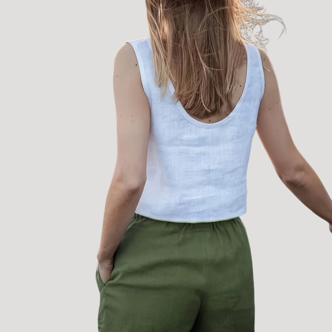 Short femme d'été décontracté, style moderne, taille ajustable pour une silhouette parfaite et tendance.