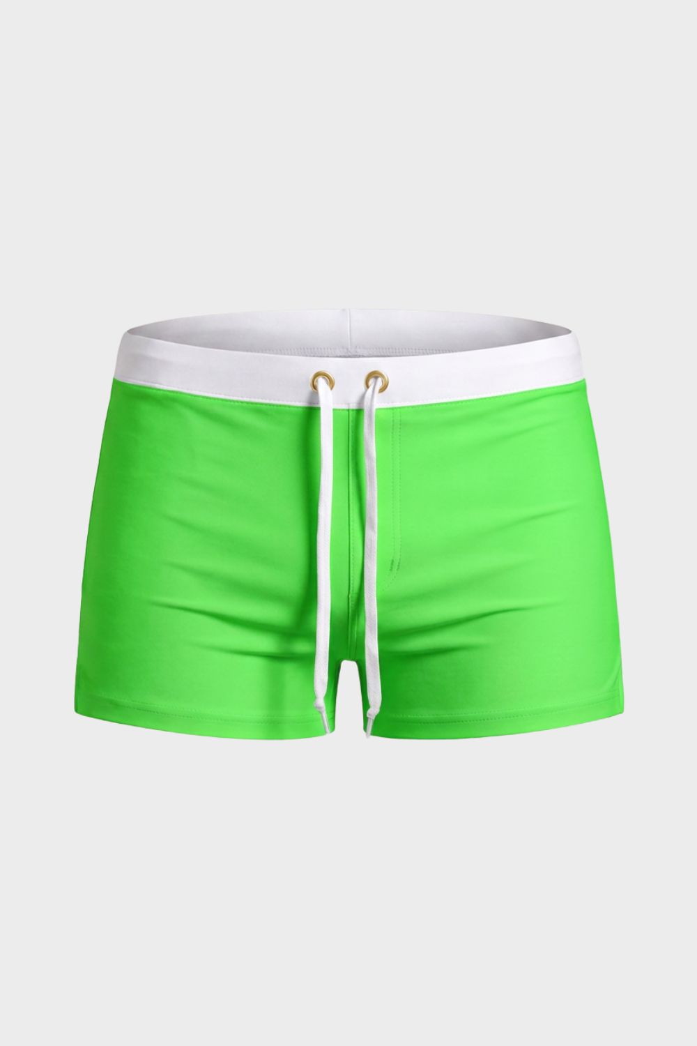 Maillot de bain homme gris, séchage rapide et style décontracté pour l'été.