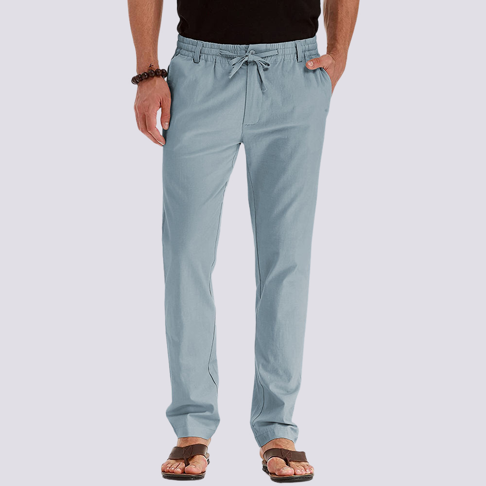 Coupe moderne et confortable du pantalon cargo homme. Parfait pour un style décontracté, fonctionnel et stylé en été.