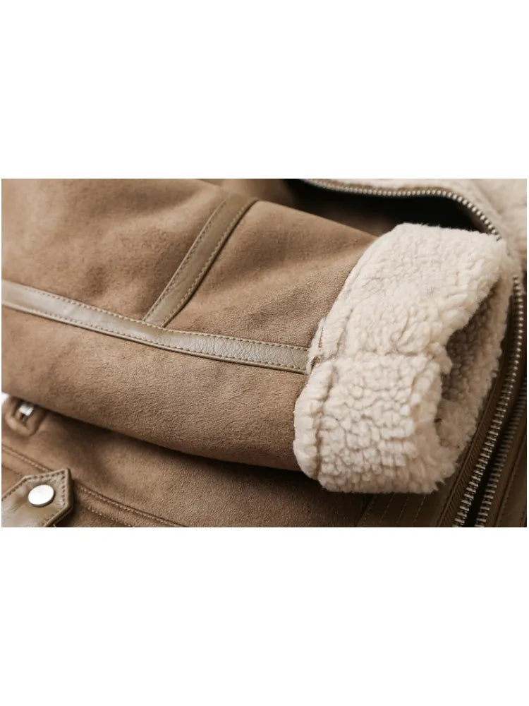 Vêtement d'extérieur femme : Blouson aviateur chaud pour l'hiver, style tendance et protection.