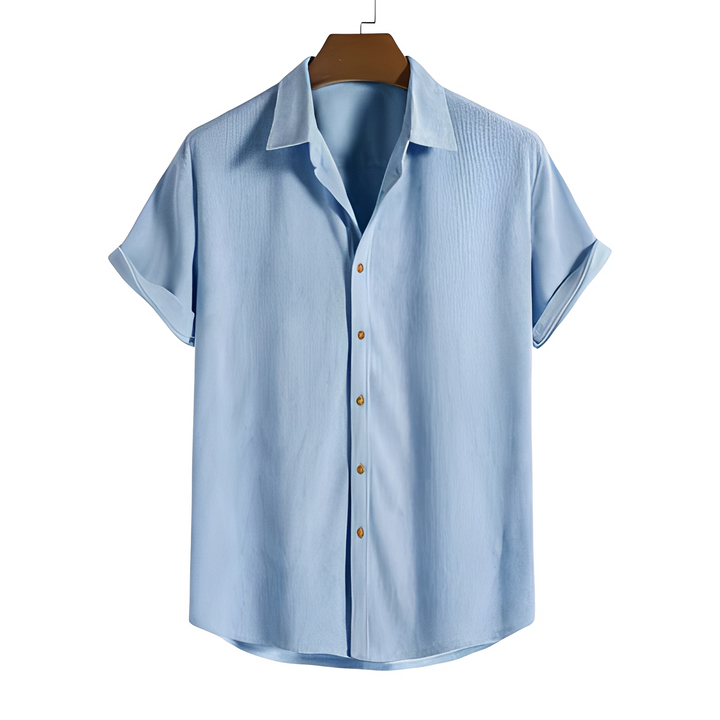 Chemise homme casual à manches courtes. Tissu respirant, parfait pour un look estival décontracté et confortable.