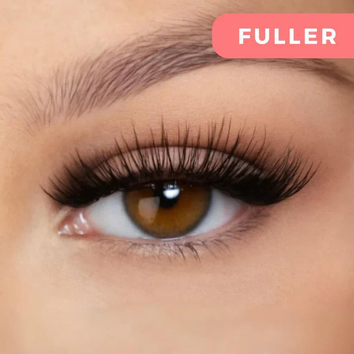 Faux cils magnétiques pour un regard intense et profond, un maquillage yeux rapide et élégant.