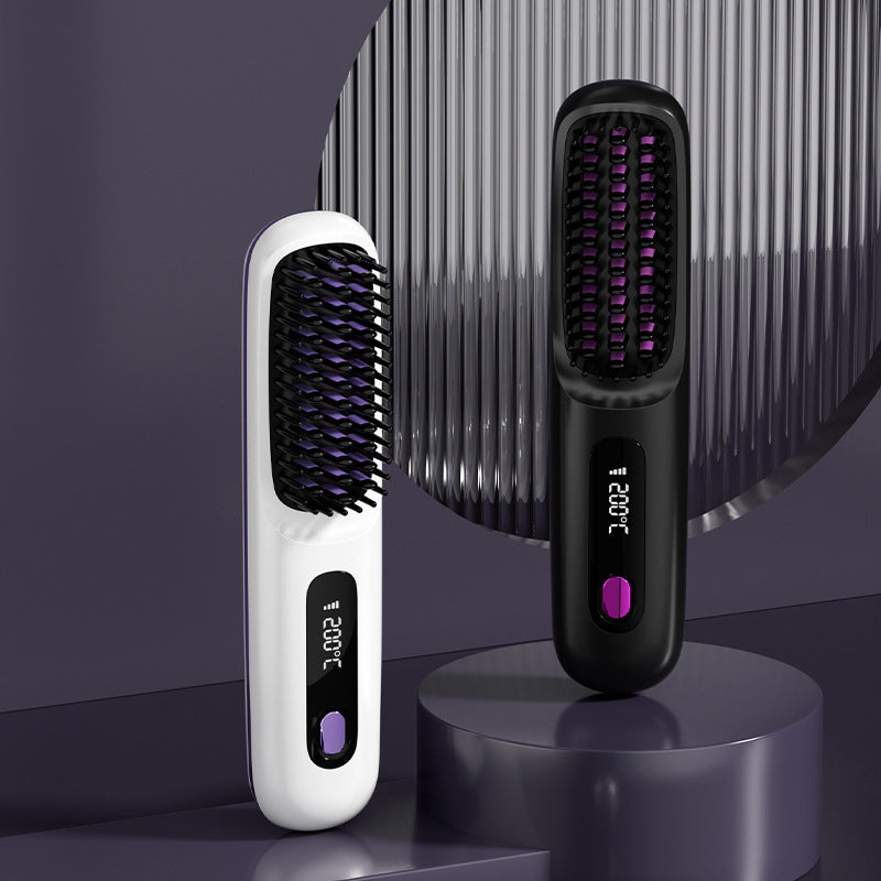 Coiffure facile: brosse lissante céramique électrique pour un lissage parfait, même en voyage.