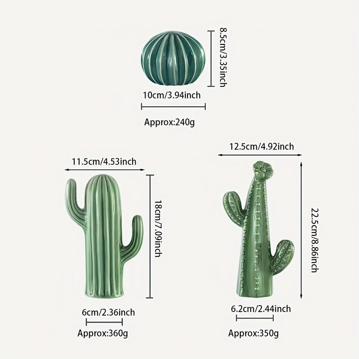Sculptures de cactus en céramique. Ensemble de trois pièces, motifs rayés et textures uniques, parfait pour l'intérieur.