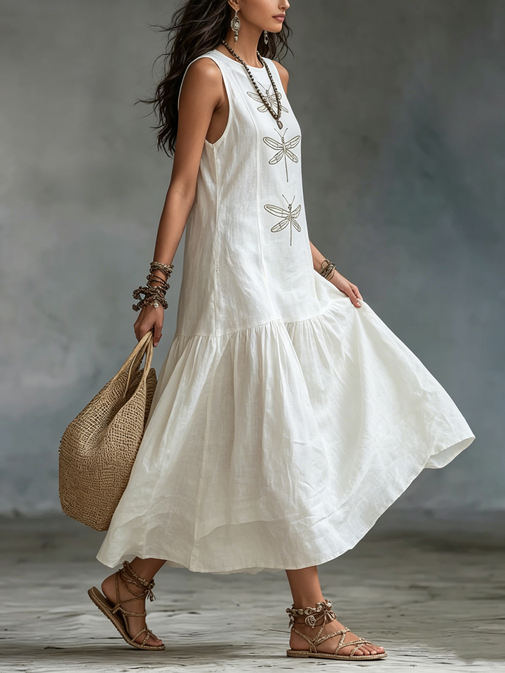 Robe femme estivale en coton lin mélangé, longue et fluide. Subtile broderie libellule, style bohème décontracté.