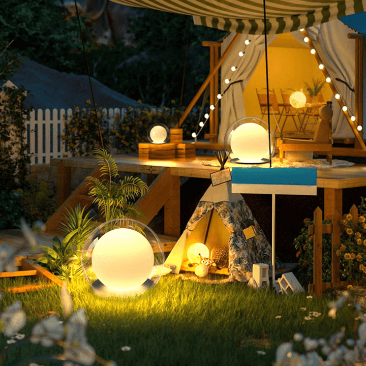 Luminaire extérieur à LED haute performance. Lampe de jardin moderne, économe et efficace.