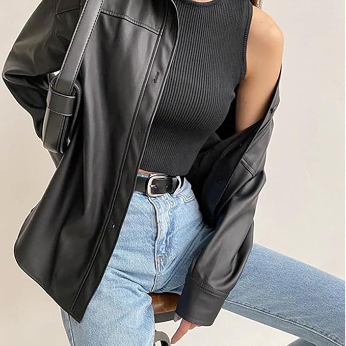 Veste femme sophistiquée à coupe ajustée, pour une élégance intemporelle. Tendance et polyvalente, parfaite en toute occasion.