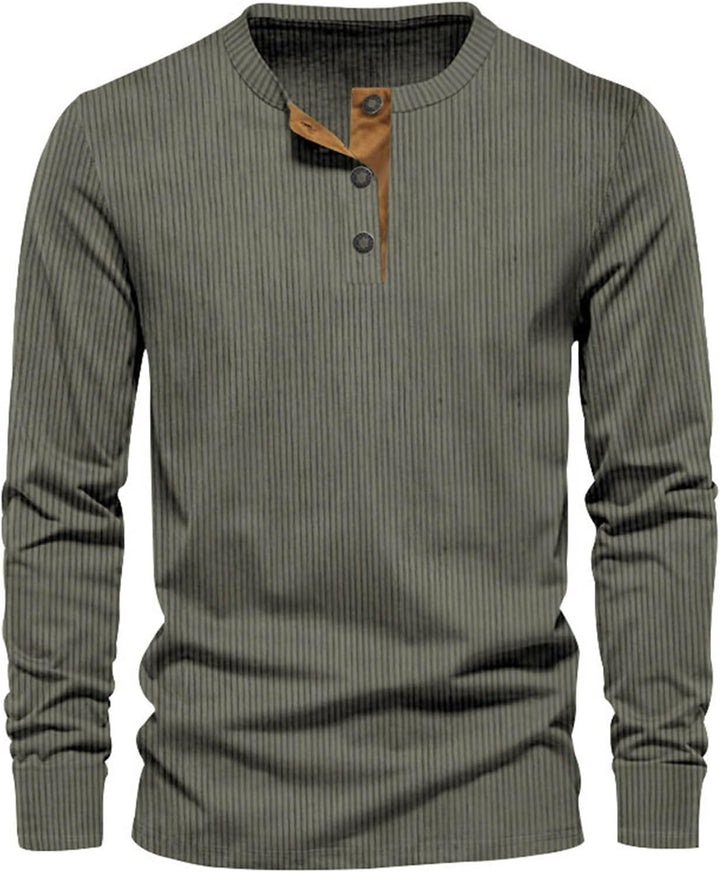 T-shirt côtelé homme manches longues, coupe ajustée pour un confort optimal. Un basique polyvalent de la mode masculine.