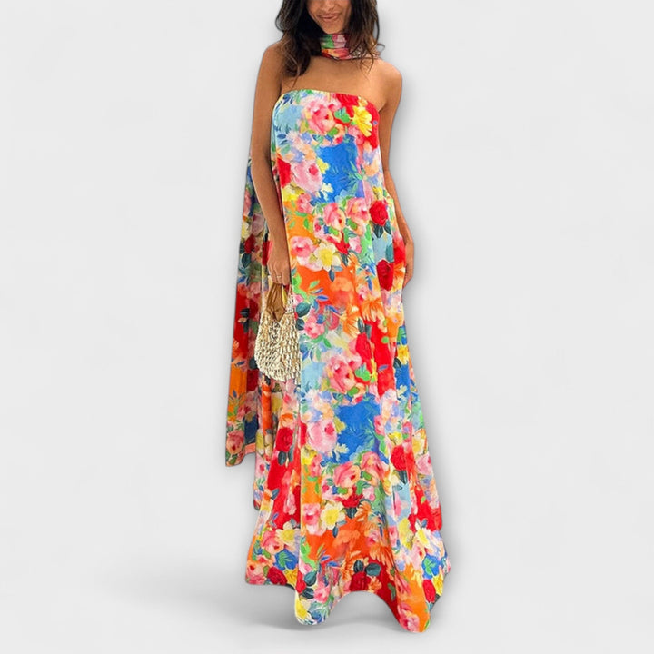 Robe longue fleurie à épaules dénudées pour femme, idéale pour l'été, les vacances ou la plage. Style bohème chic.