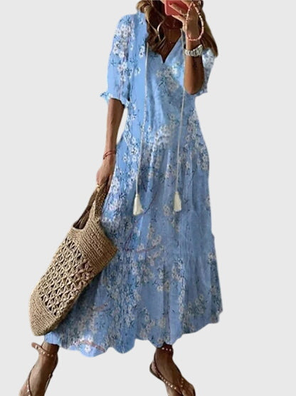Magnifique robe d'été fleurie pour femme, coupe maxi et style bohème vintage élégant et confortable.