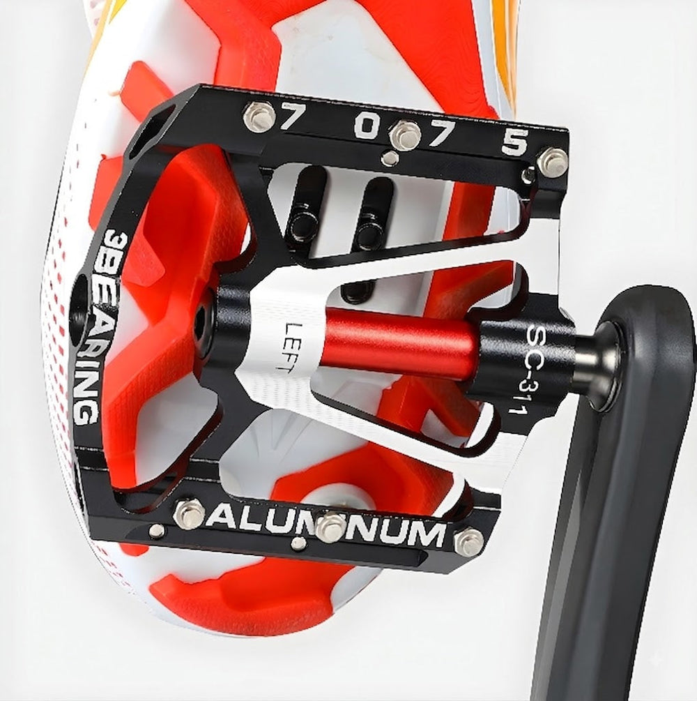 Pédales de vélo en aluminium, design plat antidérapant pour VTT et vélo de route. Accessoire cyclisme haute performance.