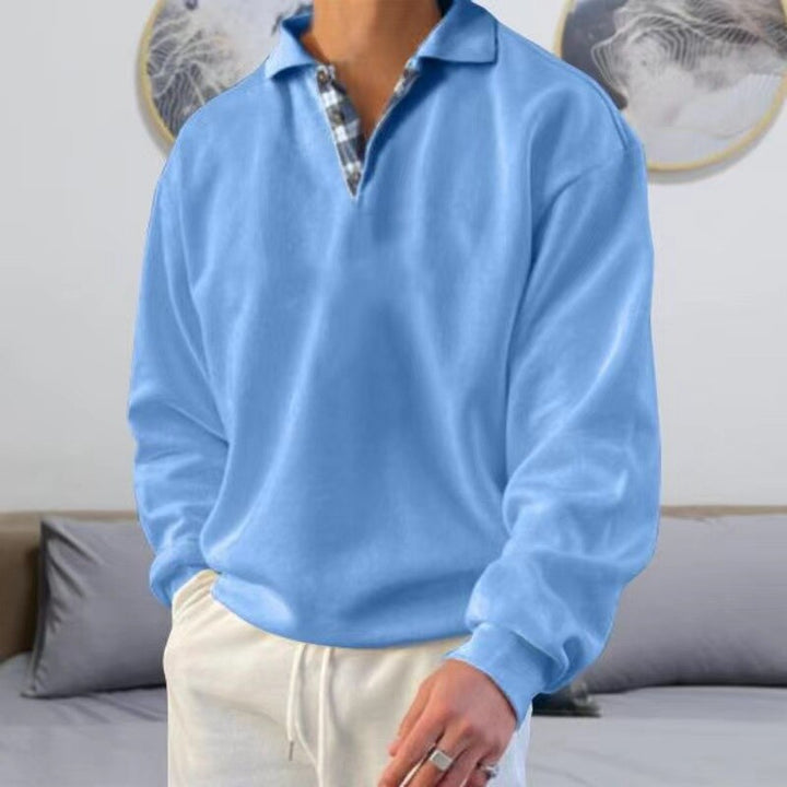 Pull hiver homme, chaud et confortable, essentiel pour une élégance masculine moderne et stylée.