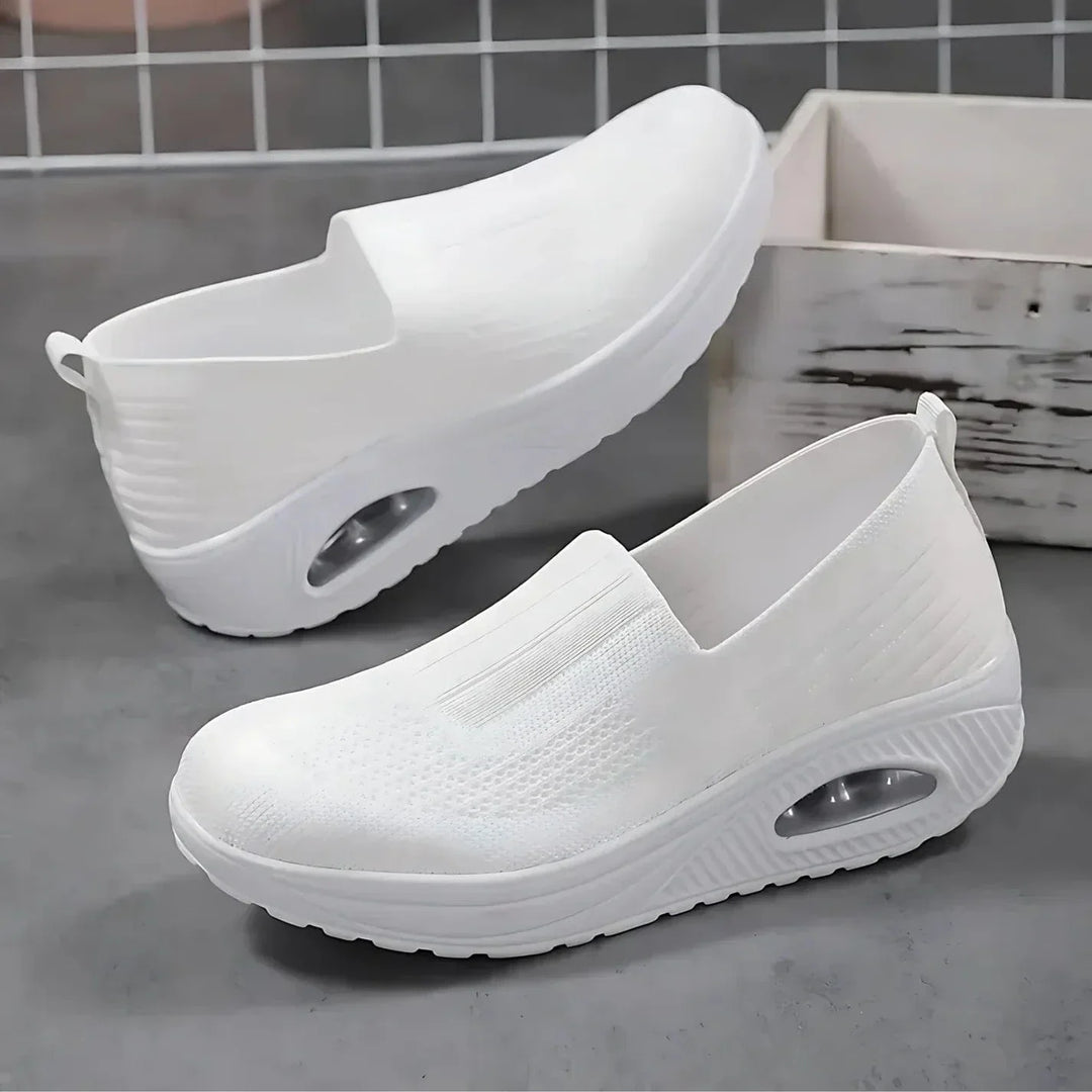 Chaussures orthopédiques femmes, soutien idéal pour les pieds, parfaites au quotidien.