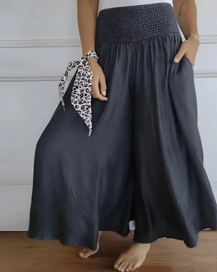 Jupe-culotte femme aérée, légère et respirante, un must-have confortable pour les journées chaudes.