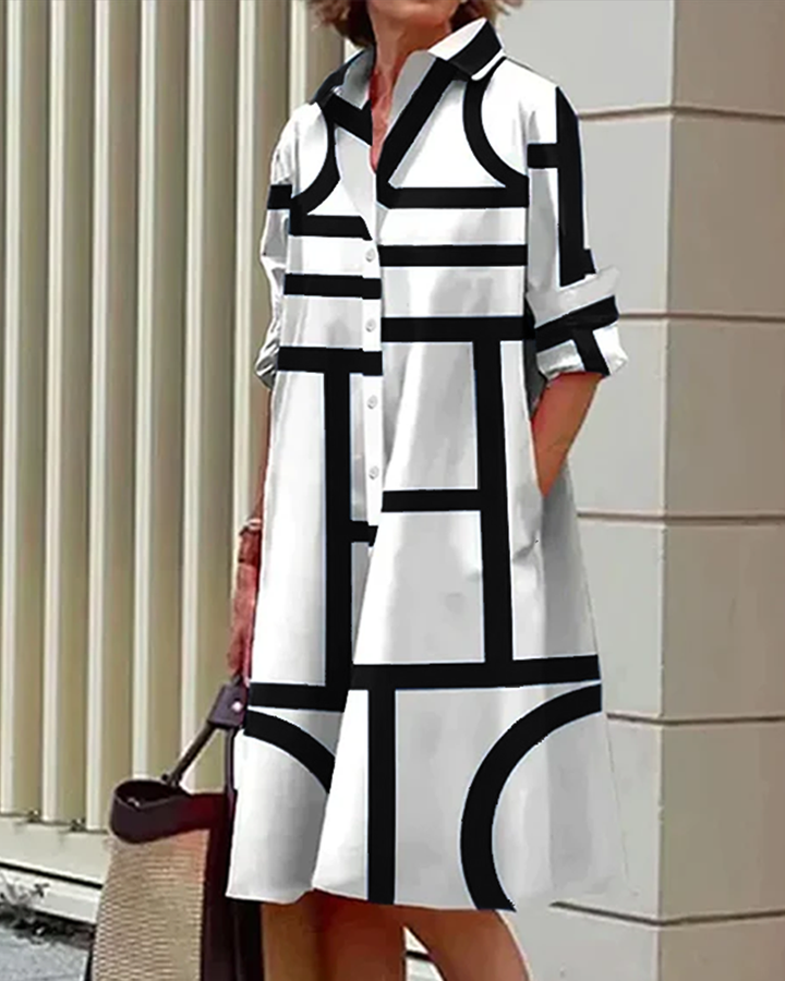 Modèle Estelle: robe courte élégante, motif géométrique, poches latérales, parfaite pour la mode femme.
