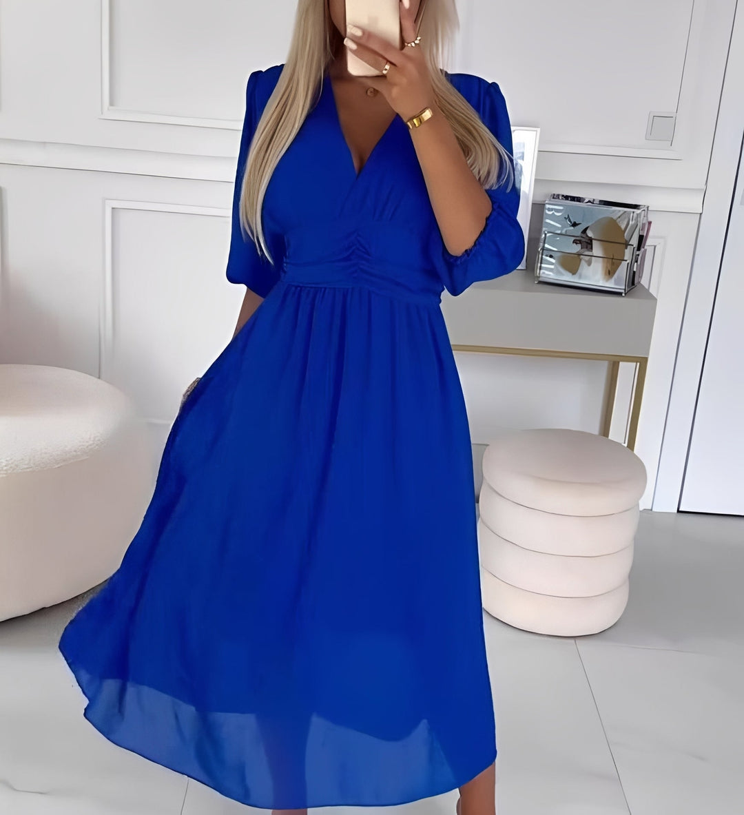 Robe maxi femme confortable à manches mi-longues, parfaite pour le quotidien ou le bureau. Mode femme chic.